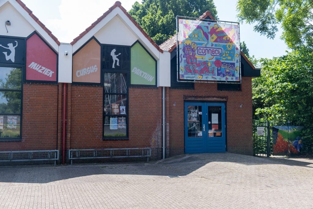 Foto jongerencentrum Connect in Huizen