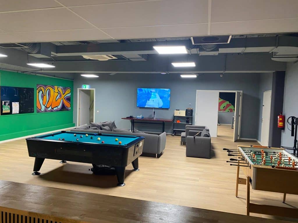 Foto van jongerencentrum De Mix na de opknapbeurt.